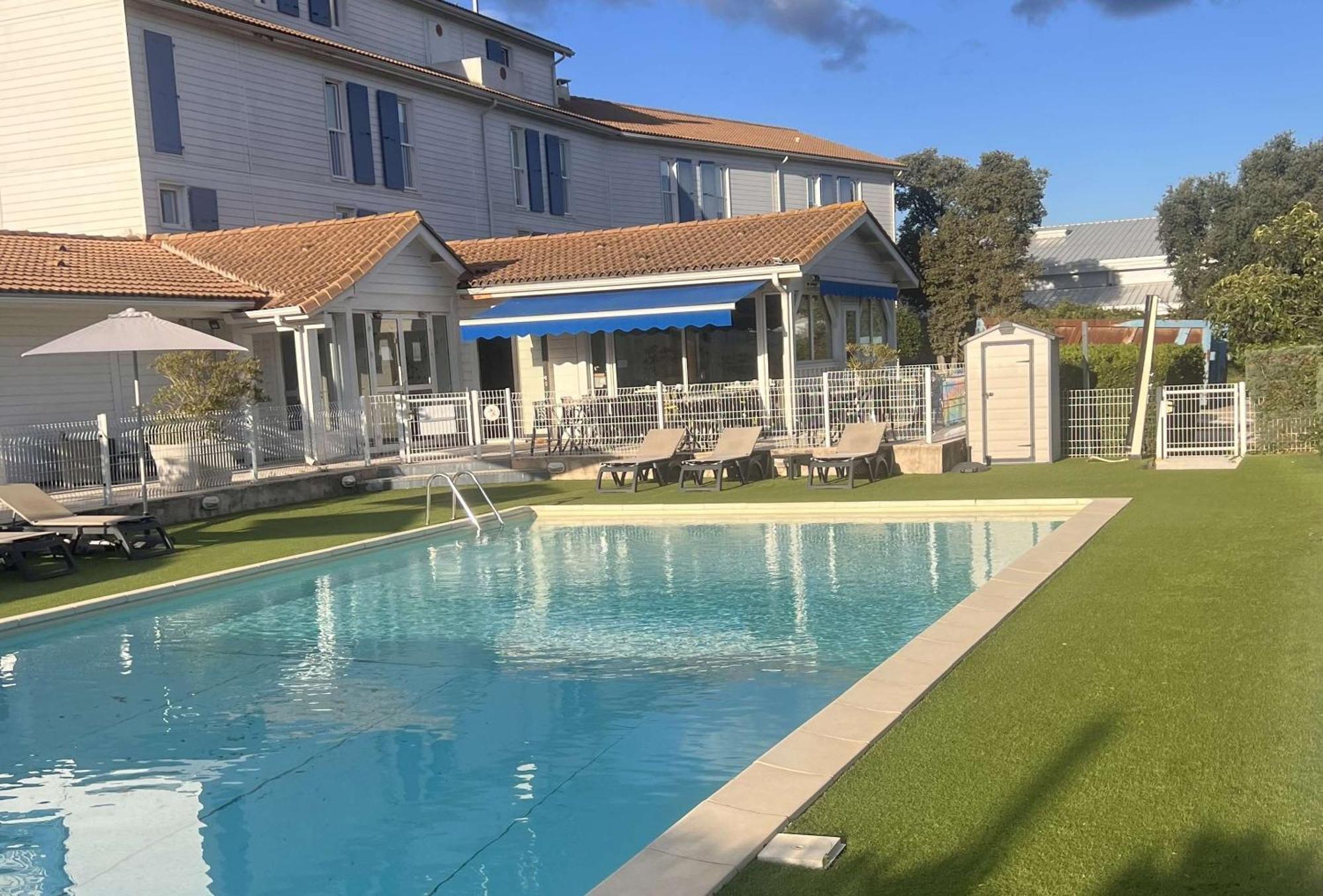Sure Hotel By Best Western Nimes Est Экстерьер фото