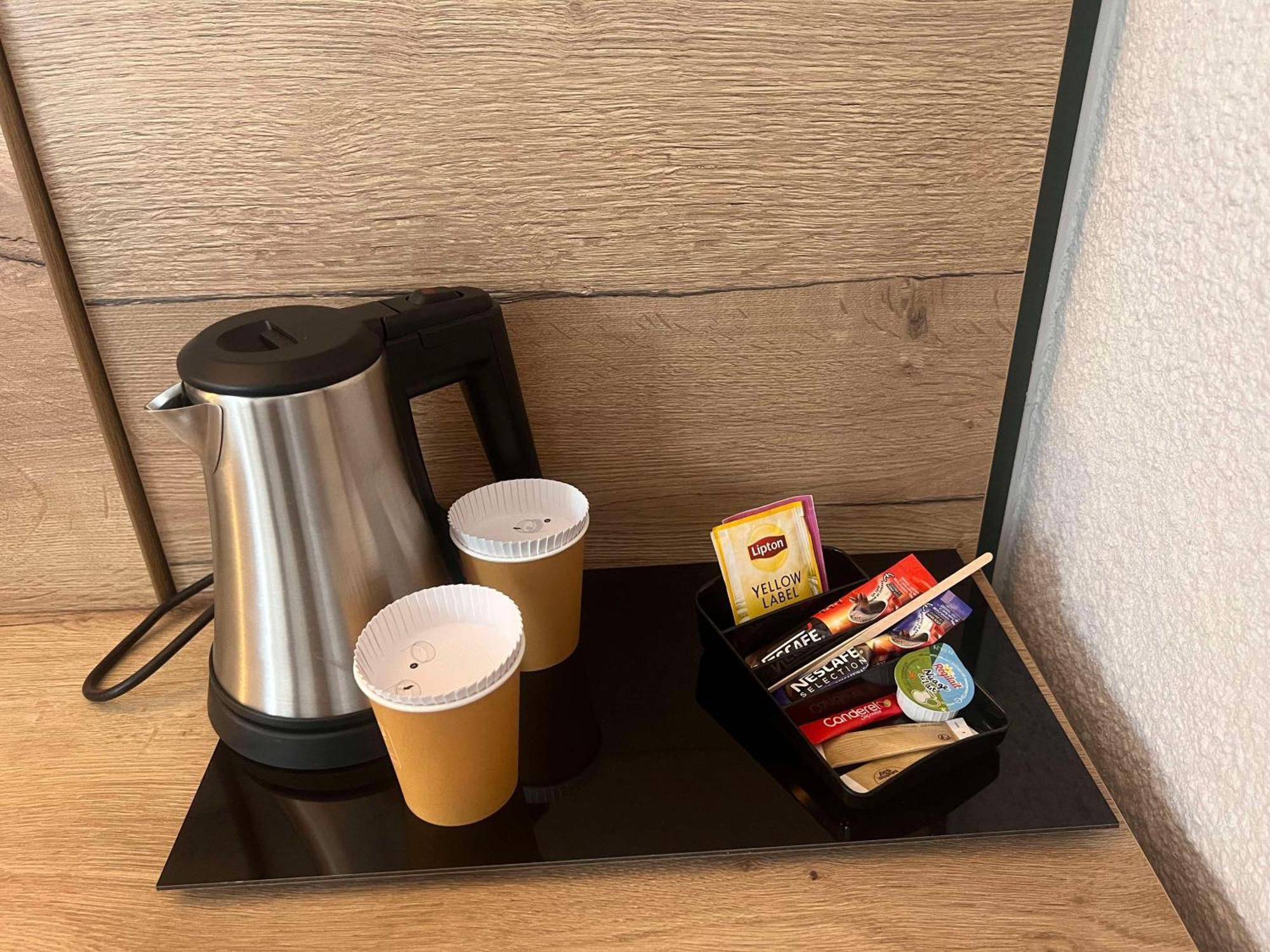 Sure Hotel By Best Western Nimes Est Экстерьер фото